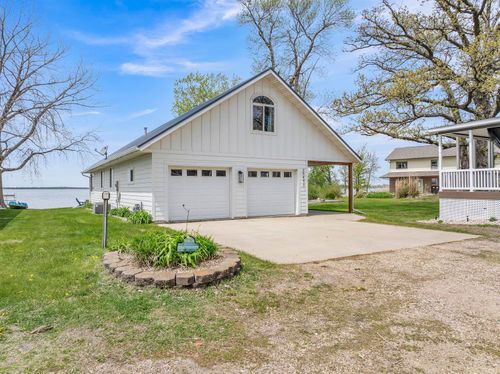 25493 Pasture Lake Drive, Spirit Lake, IA, 51360 | Card Image