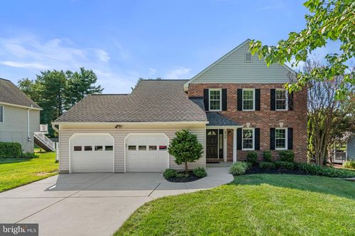 4706 Bates Dr, ELLICOTT CITY, MD, 21043-6527 | Card Image