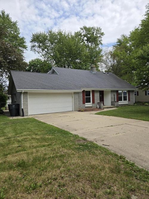 447 S Woodland Drive, WHITEWATER, WI, 53190 | Card Image