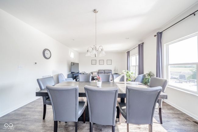 Open Family dining area | Image 17