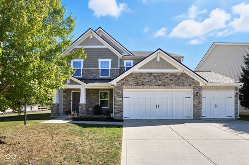 18682 Tillamook Run E, Noblesville, IN, 46062-2204 | Card Image