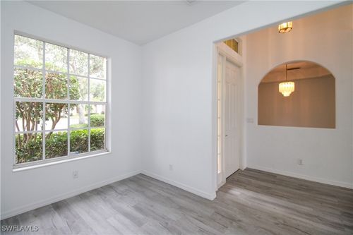 3927 Aurora Ct, NAPLES, FL, 34116-7323 | Card Image