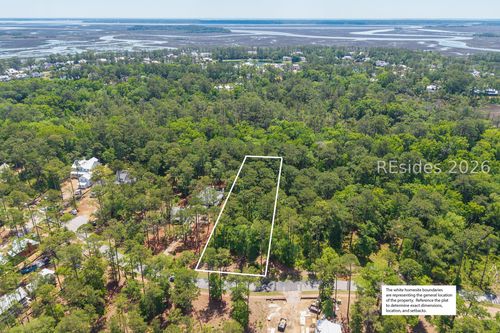 77 Lupine Rd, Bluffton, SC, 29910-8064 | Card Image