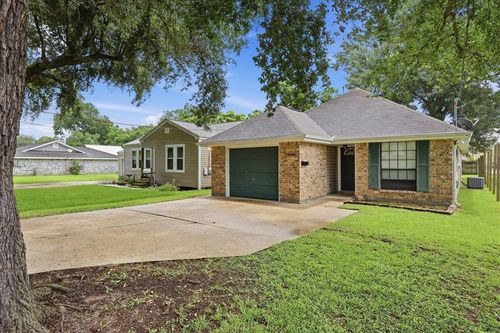 2141 4th St, Port Neches, TX, 77651-0000 | Card Image