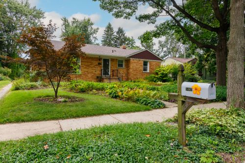 1447 Sunset Rd, Ann Arbor, MI, 48103-2934 | Card Image