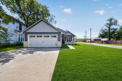 430 W Morgan St, Denison, TX, 75020-4616 | Card Image