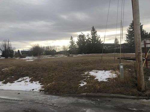 NAN 1st St Se, Cut Bank, MT, 59427 | Card Image