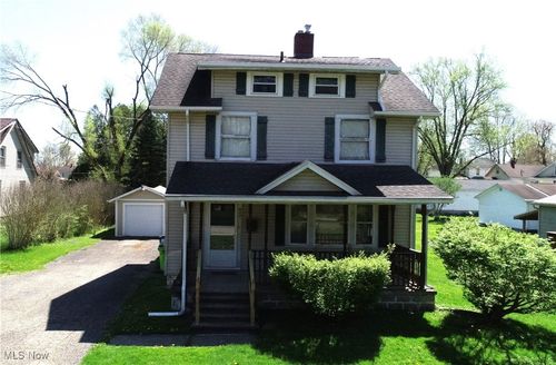 411 Ravenna Rd, Newton Falls, OH, 44444-1516 | Card Image