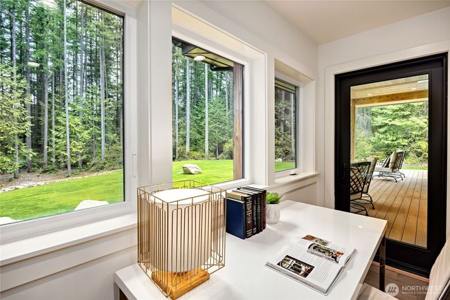 6050 Chorus Frog St Ne, House other with 4 bedrooms, 5 bathrooms and 2 parking in Bainbridge Island WA | Image 7