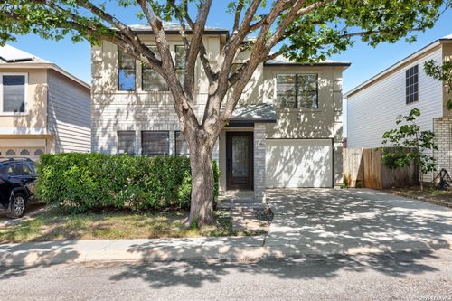 15 Messenger Crk, San Antonio, TX, 78238-2416 | Card Image