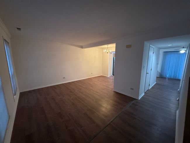 3-C - 5148 Pembrook Ct, Townhouse with 3 bedrooms, 2 bathrooms and 1 parking in Gurnee IL | Image 5