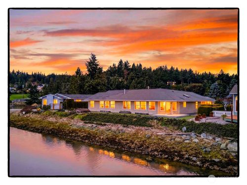 193 Salish Pl, La Conner, WA, 98257-9626 | Card Image