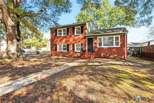 702 Old Town Dr, Colonial Heights, VA, 23834-1739 | Card Image