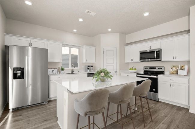 3690 S Keller Ln, House other with 5 bedrooms, 3 bathrooms and null parking in Spokane Valley WA | Image 11