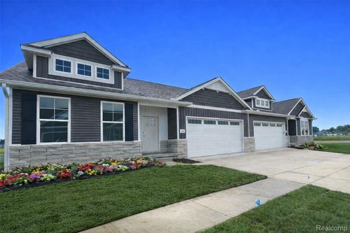 348 Mcdowell Dr, Howell, MI, 48843-5833 | Card Image