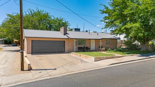555 N Main St, Hurricane, UT, 84737-1859 | Card Image