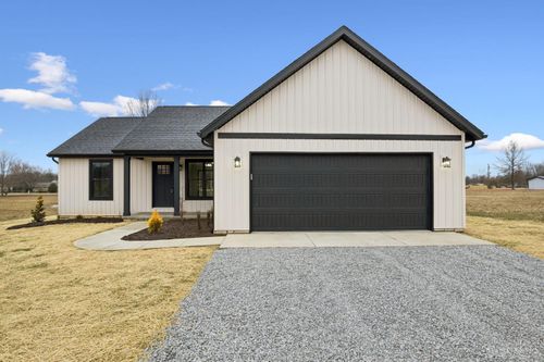 118 Shawnee Dr, Lake Waynoka, OH, 45171-9224 | Card Image