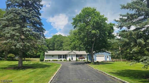 62 Robbins Rd, Branchburg, NJ, 08876-3711 | Card Image