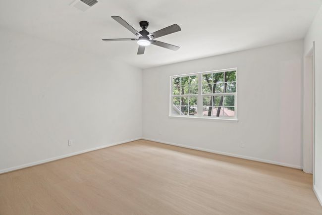 8215 Twining Oaks Ln, House other with 5 bedrooms, 4 bathrooms and 3 parking in Spring TX | Image 36