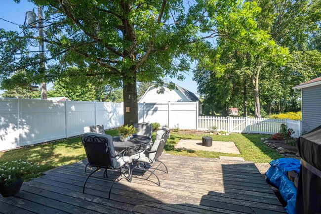 806 E Main St, Home with 4 bedrooms, 2 bathrooms and null parking in New Hampton IA | Image 8