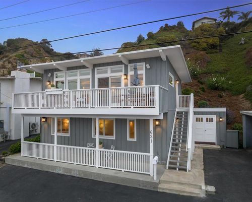 621 Beach Dr, Aptos, CA, 95003 | Card Image