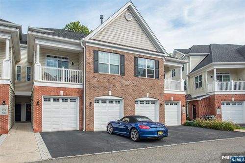 106 Autumn Ct, Little Falls, NJ, 07424-2365 | Card Image
