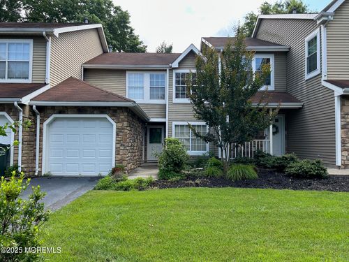 15 Saddle Ct, Tinton Falls, NJ, 07753-7533 | Card Image