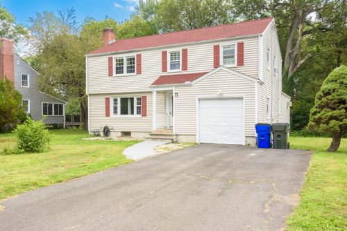 11 Lawler Rd, West Hartford, CT, 06117-2733 | Card Image