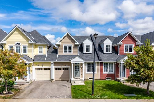 16 Berkshire Ave, Wasaga Beach, ON, L9Z0G3 | Card Image