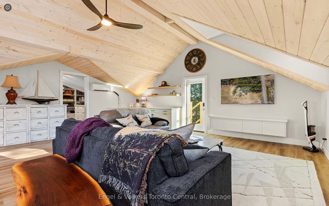 9263 County Rd, House other with 3 bedrooms, 3 bathrooms and 10 parking in Duntroon ON | Image 20