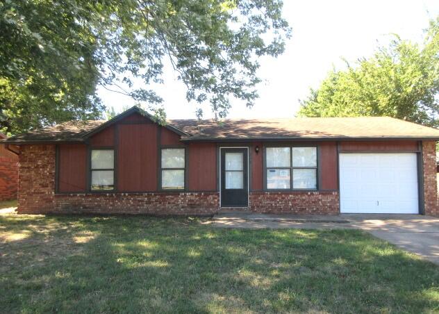 Central Ave, Afton, OK 74331