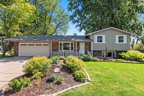 1675 Kennedy Drive, GREEN BAY, WI, 54304 | Card Image