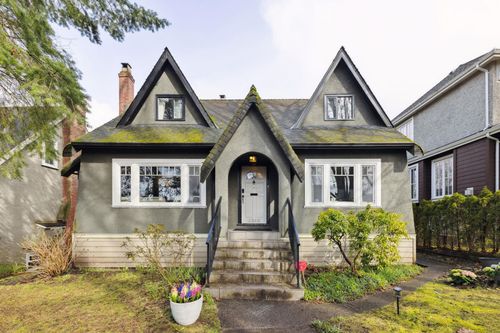 2923 W 32nd Ave, Vancouver, BC, V6L2B8 | Card Image