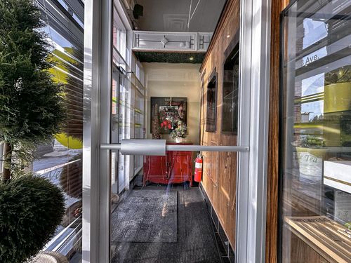 {{alt}} | Card Image