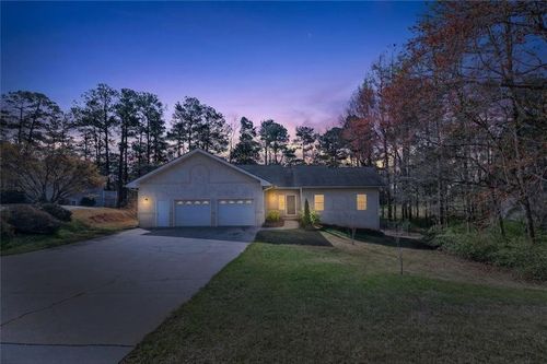 8993 Dornoch Cir, Winston, GA, 30187-1263 | Card Image