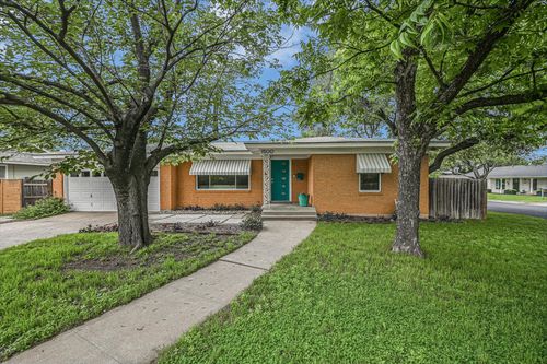 1500 Villanova Dr, Austin, TX, 78757-7838 | Card Image