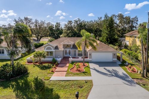 0-1703 Golfside Village Dr, LEHIGH ACRES, FL, 33936-1095 | Card Image
