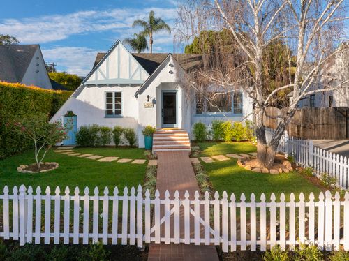 3092 Calle Rosales, SANTA BARBARA, CA, 93105-2840 | Card Image