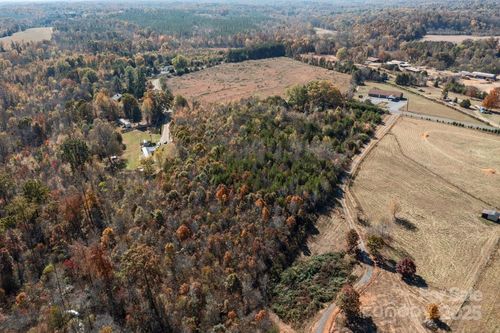 2-2460 Jb Rd, Claremont, NC, 28610-6001 | Card Image