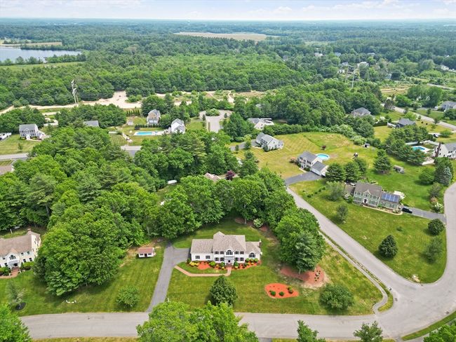 21 Highland Cir, House other with 3 bedrooms, 3 bathrooms and 6 parking in Halifax MA | Image 38