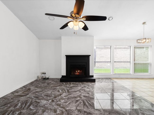 1640 Lemonwood Cir, House other with 3 bedrooms, 2 bathrooms and null parking in Mesquite TX | Image 5