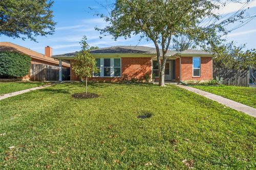 702 Michol St, Grapevine, TX, 76051-6216 | Card Image