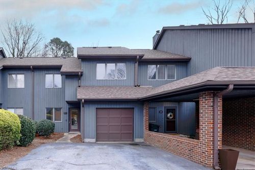 apt-303-210 College Rd, Greensboro, NC, 27410-5147 | Card Image