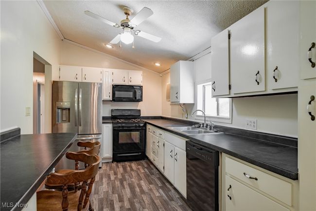 34 Delta Pl, House other with 4 bedrooms, 2 bathrooms and null parking in Davisville WV | Image 8