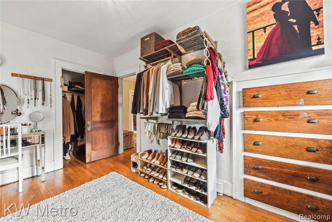 Bedroom 4 with built in dresser | Image 29