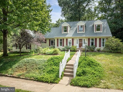 656 Severn Dr, State College, PA, 16803-1376 | Card Image