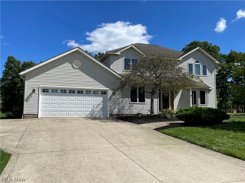 4081 Sacramento Blvd, Medina, OH, 44256-9057 | Card Image