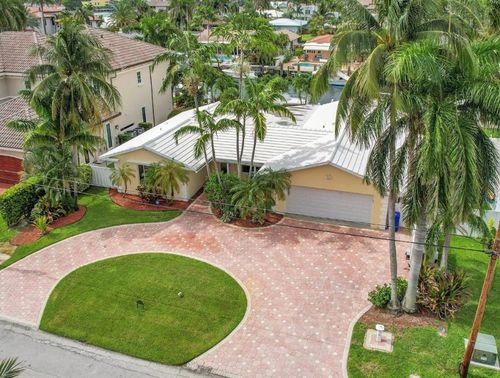 2920 Ne 23rd St, Pompano Beach, FL, 33062-1124 | Card Image