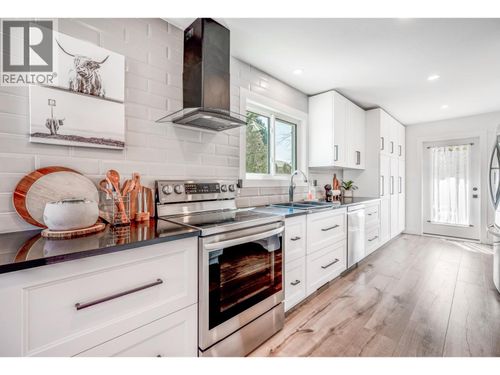 1141 Lynden Rd, West Kelowna, BC, V1Z3L7 | Card Image