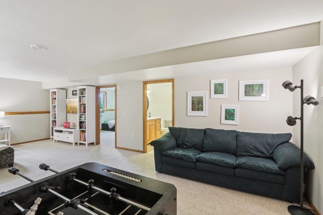 3176 Weybridge Drive, House other with 4 bedrooms, 3 bathrooms and null parking in Sun Prairie WI | Image 26